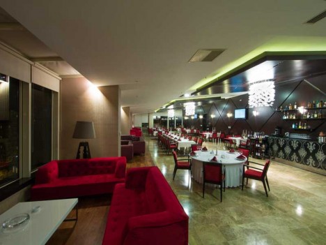 "Qafqaz Point Hotel" işçi axtarır - VAKANSİYA