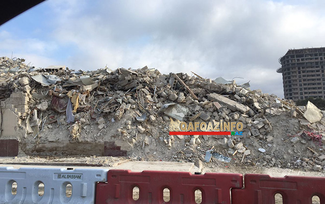 Bakıda oteli bir günə “yoxa çıxartdılar” - FOTOLAR