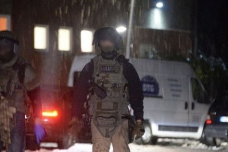 Almaniyada şok olay: azərbaycanlı ailə polisi girov götürdü - TƏFƏRRÜAT