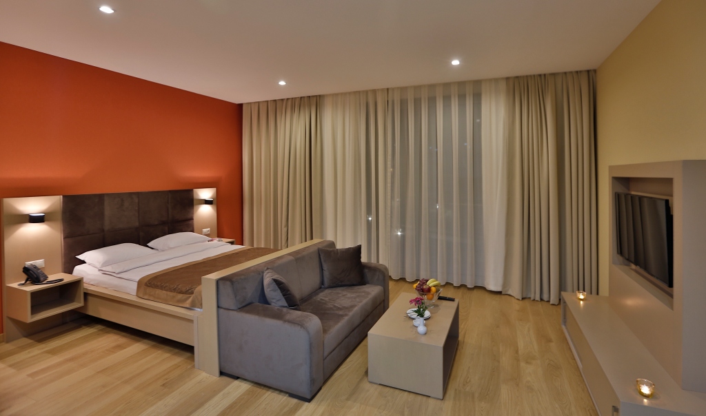 Azərbaycanda ilk biznes otel işə başlayıb - FOTOLAR