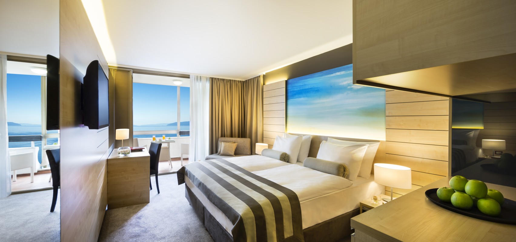 "Excelsior Hotel" işçi axtarır - VAKANSİYA