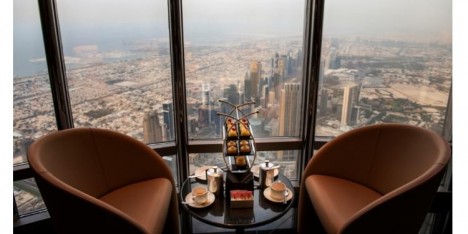 Dubayda 150 dollarlıq çay süfrəsi - DETALLAR