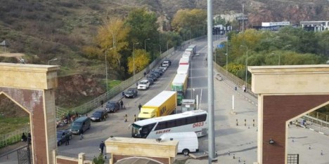 Gürcüstana keçid məntəqəsində - TEXNİKİ NASAZLIQ YARANIB