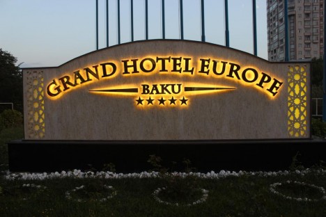 "Grand Hotel Europe" işçi axtarır - VAKANSİYA