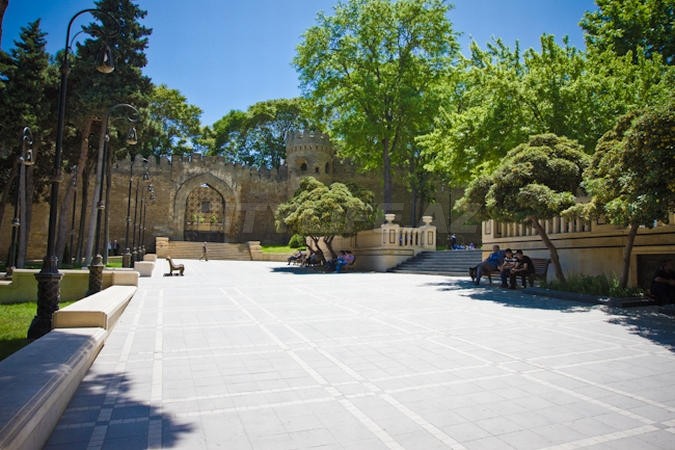 Bakıda bu bağa hər gün 20 min turist gəlib