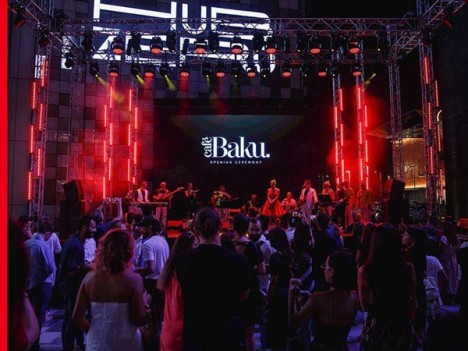 Dybayda "Baku" kafesi açılıb - Dubayın Əmiri qonaq olub