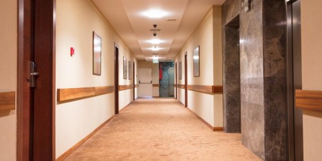 Regiondakı hotel işçi axtarır - VAKANSİYA