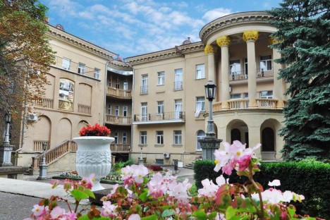 АМАKS Şaxtyor Sanatoriyasına müalicəvi tur – 144 MANAT