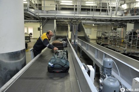 Heydər Əliyev Beynəlxalq Aeroportunda baqajlarınız necə yoxlanılır? - REPORTAJ