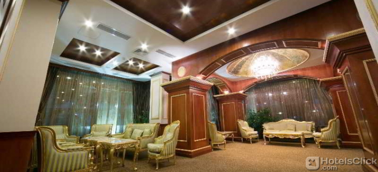 "Golden Coast Hotel" 300-400 manat maaşla - İŞÇİLƏR AXTARIR