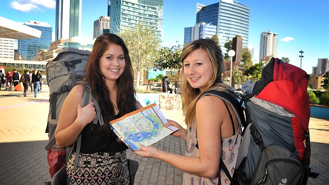 Xəzər Turizm MMC işçi axtarır - VAKANSİYA