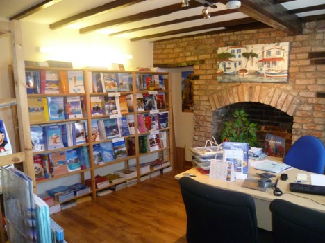 "Paşa Travel" işçi axtarır - VAKANSİYA - FOTO