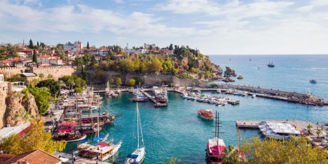 Antalyada turist əlindən yer yoxdur – REKORD
