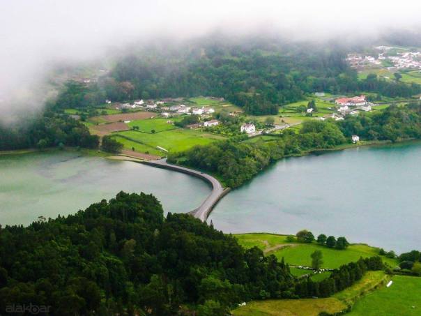 Okeanın tən ortasındakı gözəllik…