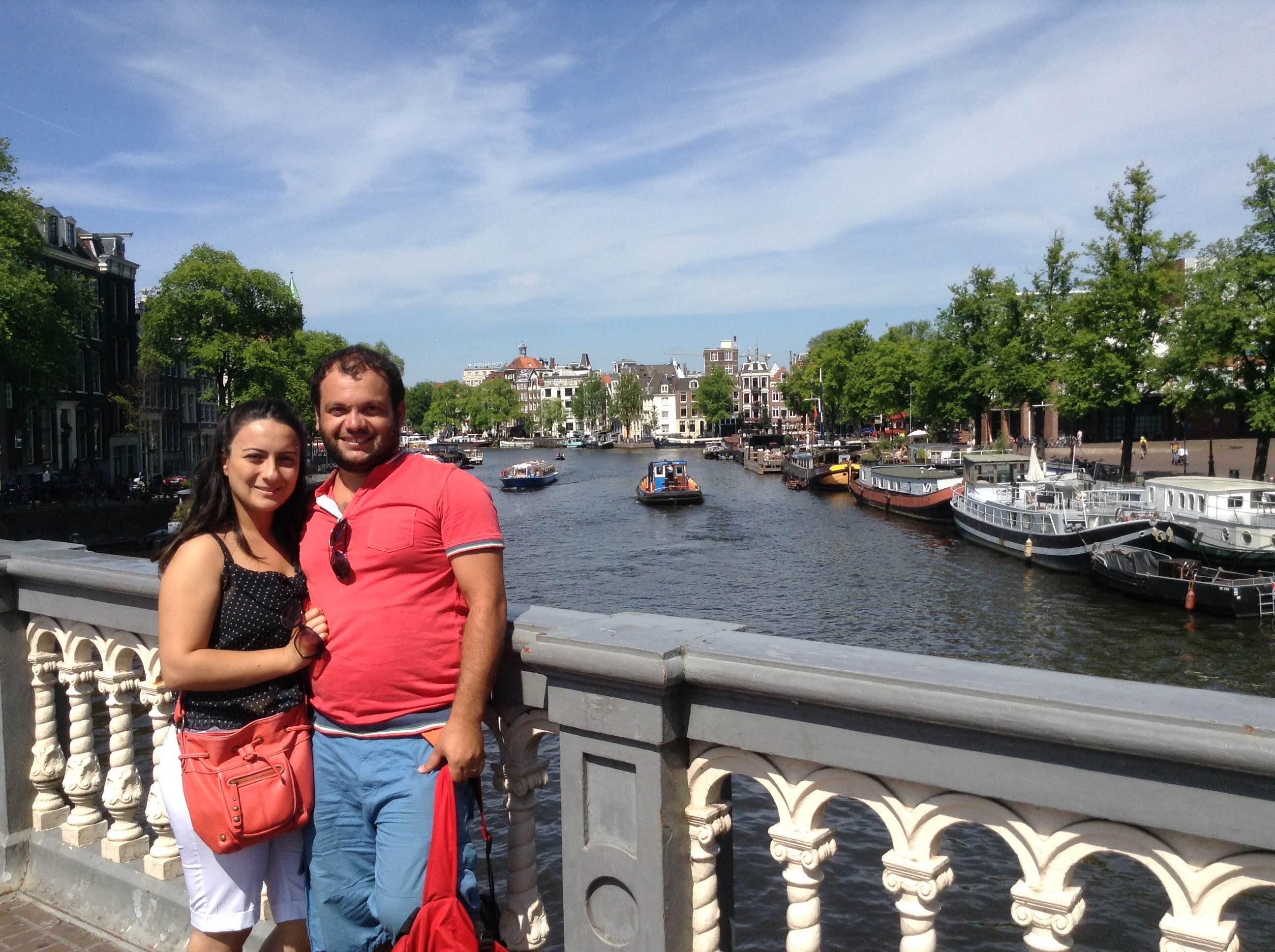 Su qiymətinə dünyanı gəzən - IKI AZƏRBAYCANLI