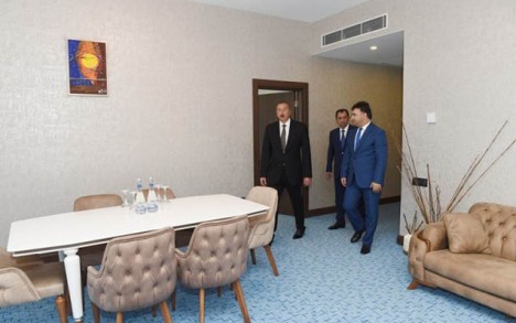 Prezident yeni hotelin açılışında - FOTOLAR