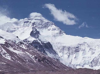 Everest üzrə interaktiv 3D-bələdçi yaradılıb