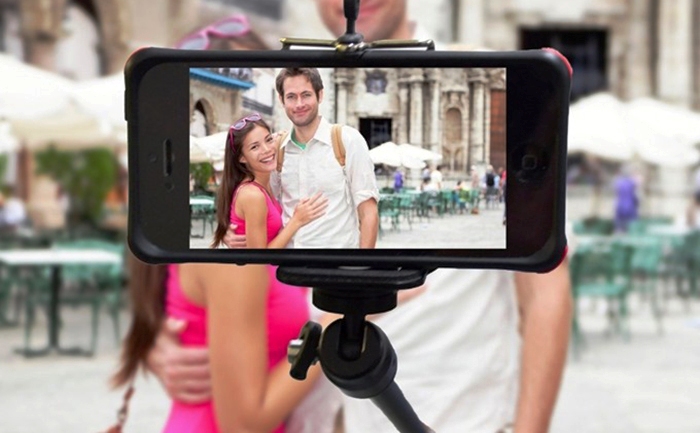 London "selfi çubuqları"-na qarşı çıxır