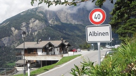 İsveçrənin bu kəndinə köçənlərə 120 min manat veriləcək