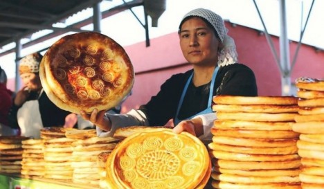 Dadlı və naxışlı özbək çörəkləri… 