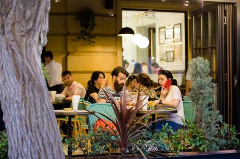 “Tarqovı”dakı restoranlar: altı manata qayğanaq, 250 manata şampan - FOTO