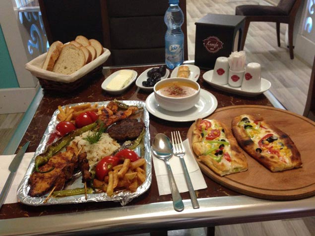 "Künefe evi" özəl iftar menyusu təklif edir- 15 AZN