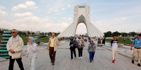 İrana ticarətə və müalicəyə gedən - AZƏRBAYCANLILARIN SAYI ARTIB