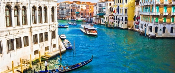 Bu ölkə turist axınından şikayətlənir