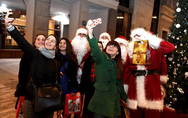 Nazir Şaxta Baba oldu - FOTOLAR