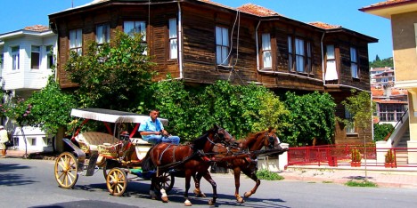 İstanbulun böyük, ən gözəl adası – “Böyük ada”