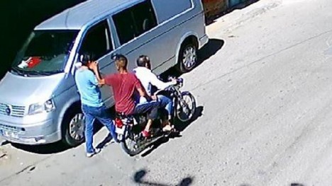 Yasamalda yapon vətəndaşını soyublar