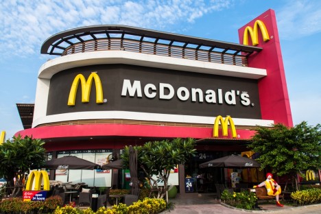 “McDonald s”da ödənişləri bitkoinlə etmək mümkün oldu?