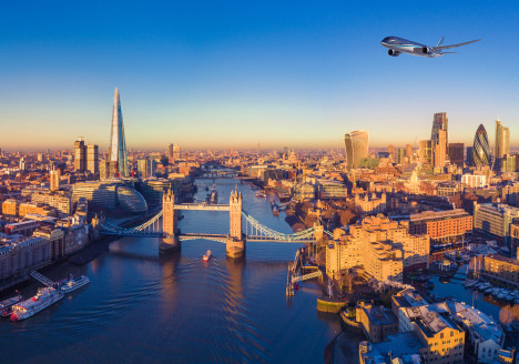 "Azərbaycan Hava Yolları" London istiqamətində xüsusi reyslərin icrasına başlayır