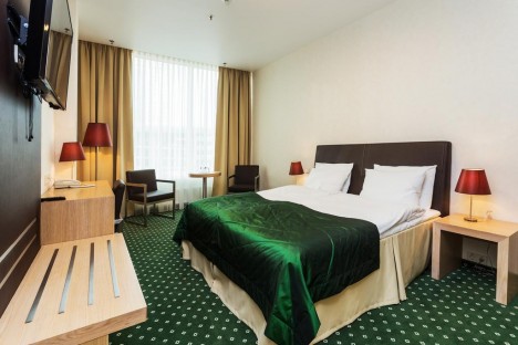 "Green City Hotel" işçi axtarır - VAKANSİYA