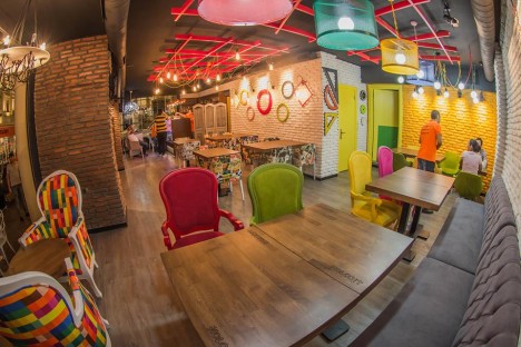 "Kolorit Cafe & Dining" işçi axtarır - VAKANSİYA