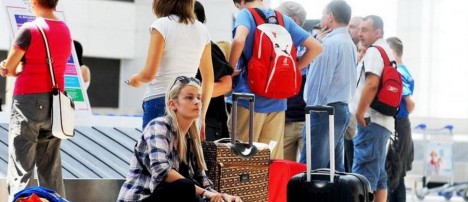 İki ayda ölkəyə gələn xarici vətəndaşların sayı 12 faizdən çox artıb