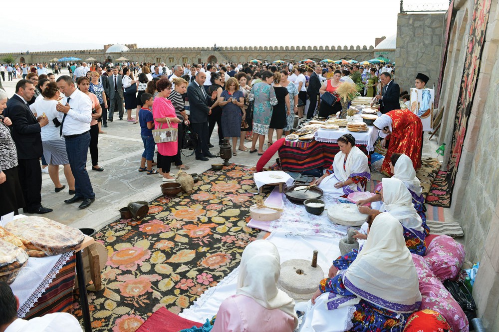 Naxçıvanda çörək festivalı - KEÇİRİLİB - VİDEO