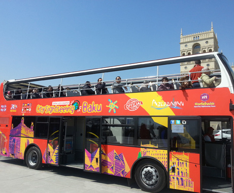 Bakıda tur avtobusları ilə gəzinti - Reportaj - VİDEO