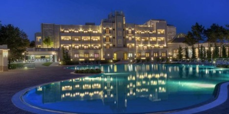 12 mindən çох turist qəbul еdib