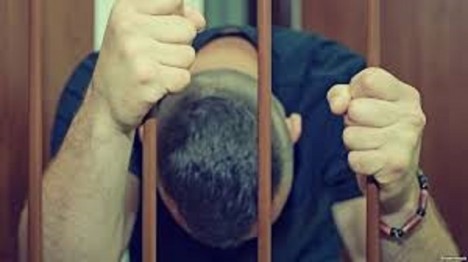 Bakının mərkəzində turistləri qarət edən Vüqarı polis həbs etdi