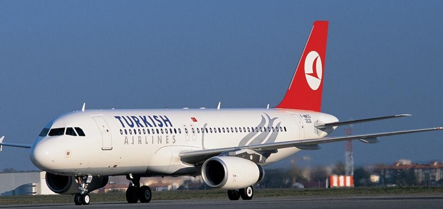 Türk Hava Yolları Bakı-İstanbul reysində endirim edib