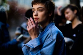 Gürcüstanda ictimai yerlərdə siqaret çəkmək qadağan edildi