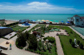 Azərbaycan holdinqi - 9 OTEL TİKƏCƏK
