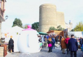 "Sweet November" Bakı yemək festivalı başlayıb – FOTO