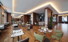 "Holiday Inn Baku" işçi axtarır - VAKANSİYA