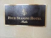 "Four Seasons" işçi axtarır- Elan