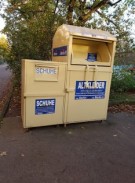 Almaniyada, Berlində hər binanın qarşısında görmək olar bunu. 