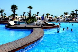 Amburan Beach Club - Həftə içi və həftə sonu qiymətlər neçəyədir?