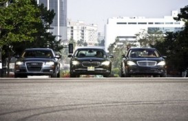 Dövlət avtomobilləri 1700-5200 manata satışa çıxarılır