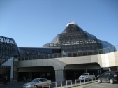 Bakı aeroportunda qalanlar hotelə yerləşdiriləcək